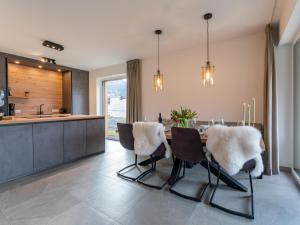 Mountain Chalet Esttes