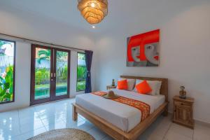 Taman pangeran villa in Seminyak, 2BR large pool, Prime Location !