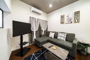 100, HorikiriA, Entire house for rent