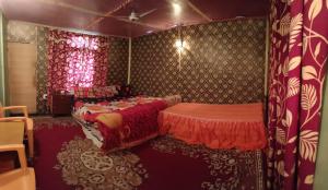 Island hotel and homestay