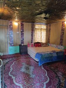 Island hotel and homestay