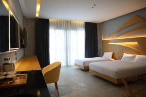 The Hotel Elizabeth Resort and Villas - Long Beach San Vicente Palawan