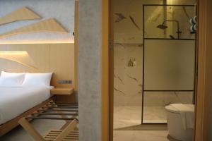 The Hotel Elizabeth Resort and Villas - Long Beach San Vicente Palawan