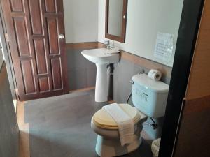 Setrova Green Garden Pool Villa Naiharn Phuket