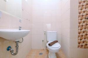 Best Homey and Cozy Studio at Dave Apartment By Travelio