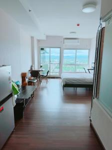 supalai monte II swimming condo