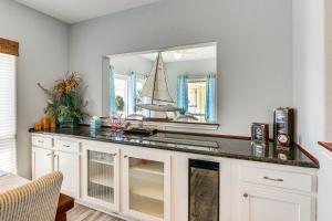 Walk to Beach Home with 2 Decks in Galveston!