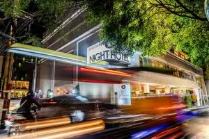Night Hotel Bangkok - Sukhumvit 15 - Makkasan