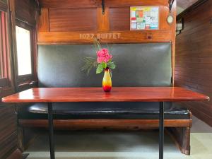 Mt Nebo Railway Carriage and Chalet