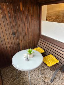 Familienauszeit mit Indoorpool, Sauna, Netflix, Disney, Homeoffice 50-100 MBit Internet inkl Bettwäsche Handtücher Reinigung