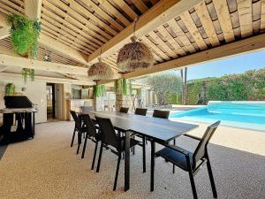 Villas Villa-Piscine-Tennis-Spa-French Riviera : photos des chambres