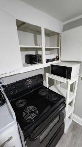 Cozy Studio with King Bed at Central Louisville