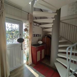 Maisons de vacances Maison entiere 5 chambres a 10mn a pied de l-entree principale du Circuit 24h Du Mans : photos des chambres