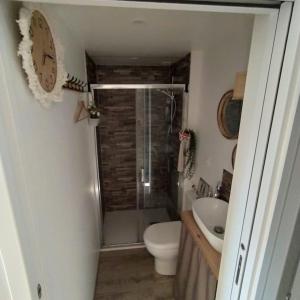 Maisons de vacances Maison entiere 5 chambres a 10mn a pied de l-entree principale du Circuit 24h Du Mans : photos des chambres