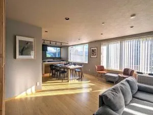 Riverside Moire - spacious & sunny - Akaigawa