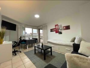 T2 7 Lys - central, terrasse, garage