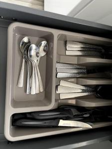 Appartements Studio 114 Robin - grand lit double, balcon : photos des chambres