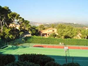 Piscines, tennis, plage...Pleine vue mer