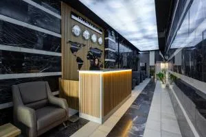 Atm Suit Otel - Aliheykos