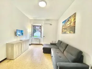 Famagosta Home, Navigli Style, accanto a Metropolitana M2 Verde, confortevole e spazioso per Gruppi o Famiglie - Boffalora