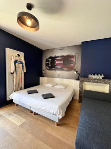 Maisons de vacances Maison 1440 - SPIRIT, logement Atypique Sport Auto : photos des chambres
