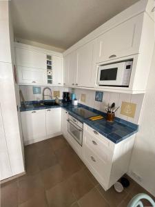 Appartement - balcon vue mer - place de parking -