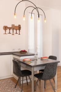 ArtStay Exclusive Apt Navigli, Metro & Parking