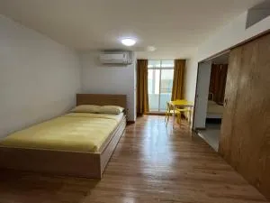 Dao Jaras Fah Hometel ดาวจรัสฟ้าโฮมเทล - Bangsothong