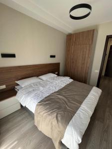 Crystal Loft - C408