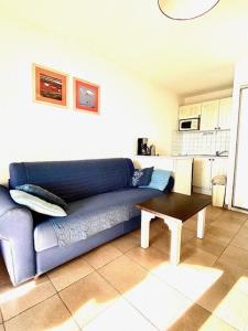 Appartement vue mer, terrasse, place de parking privée, proximité des commerces