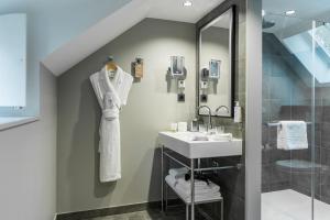 Hotels Dolce by Wyndham Versailles - Domaine du Montcel : Suite Duplex Lit King-Size