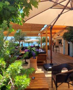 Hotels Hotel Les Flots Bleus : photos des chambres