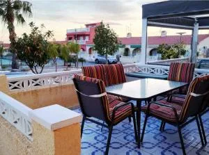 Maison indépendante de ville, proche de tous commerces - La Marina