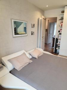 Appartements Appartement Haussmannien : photos des chambres