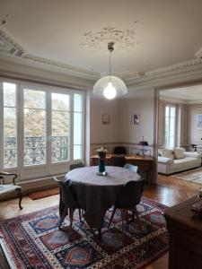 Appartements Appartement Haussmannien : photos des chambres