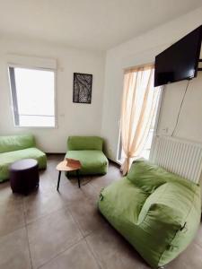 HOMEYPIC Villeurbanne T4 proche INSA