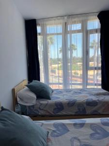 ALZIRA BONITA APARTAMENTO CON DOS HABITACIONES CON VISTAS AL RiO JUCAR