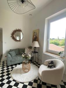 B&B / Chambres d'hotes B&B Insolite entre Lyon et aeroport : photos des chambres