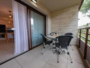 Appartements L-Alba Rosso - Climatisation, parking et terrasse : photos des chambres