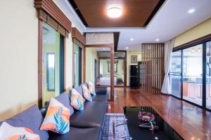 Welcome Sea View Pool Villa