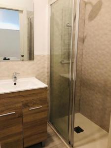 10 walk to Bernabeu max 8P, 3Bedr, 1sofa, 2bath