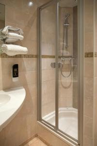 Budget Single Room room in Hotel Emma