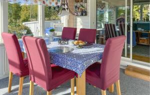 Cozy Home In Tranås With Lake View