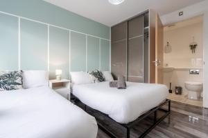 Etihad, City & Coop Live - Free Parking - 10ppl