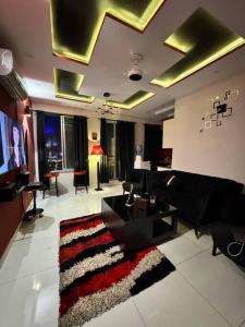 Charming 1BR with Stunning Eiffel Tower View