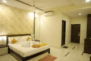 Hotel Shashinag Residency - Akalkot