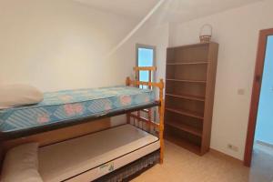 Estupendo apartamento con piscina y vistas al mar