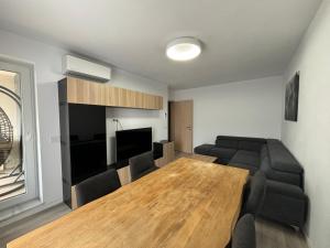 4FriendsCoresiBrasov X