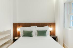 Feel Porto Clerigos Charm Flats