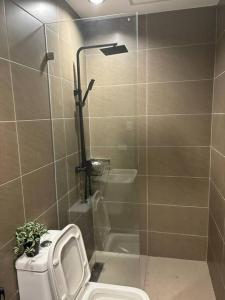 A cozy home feel with a city view - The Capitol at Sitari